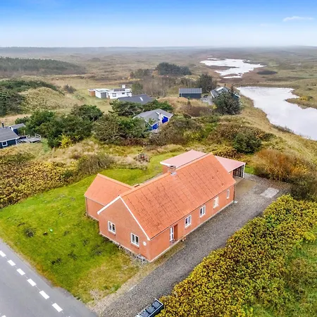 Lovely House With 4 Close To The North Sea Frostrup